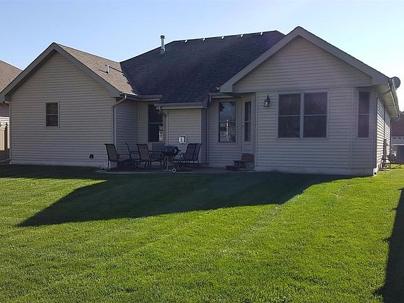 4th image of 2645 Seberger Dr