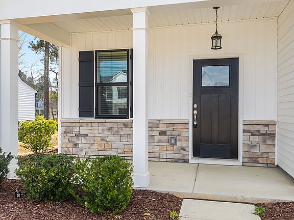 5th image of 745 Putney Hill Rd