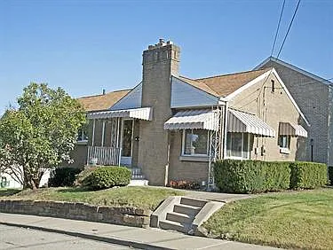 1601 Hawthorne St photo 1