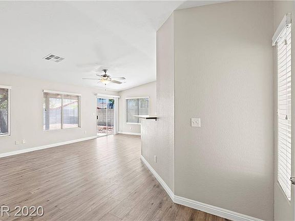 5th image of 5218 Portland Ct