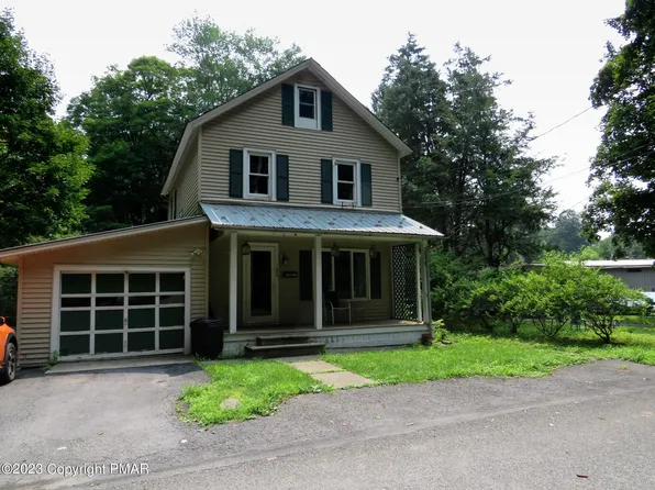 128 Myrtle St, Stroudsburg, PA 18360