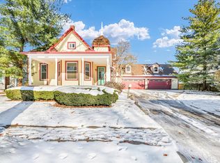 202 E Daggy St, Tuscola, IL 61953