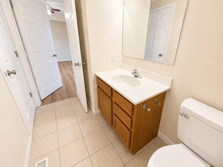 3306-3308 Dove Dr — Photo 20