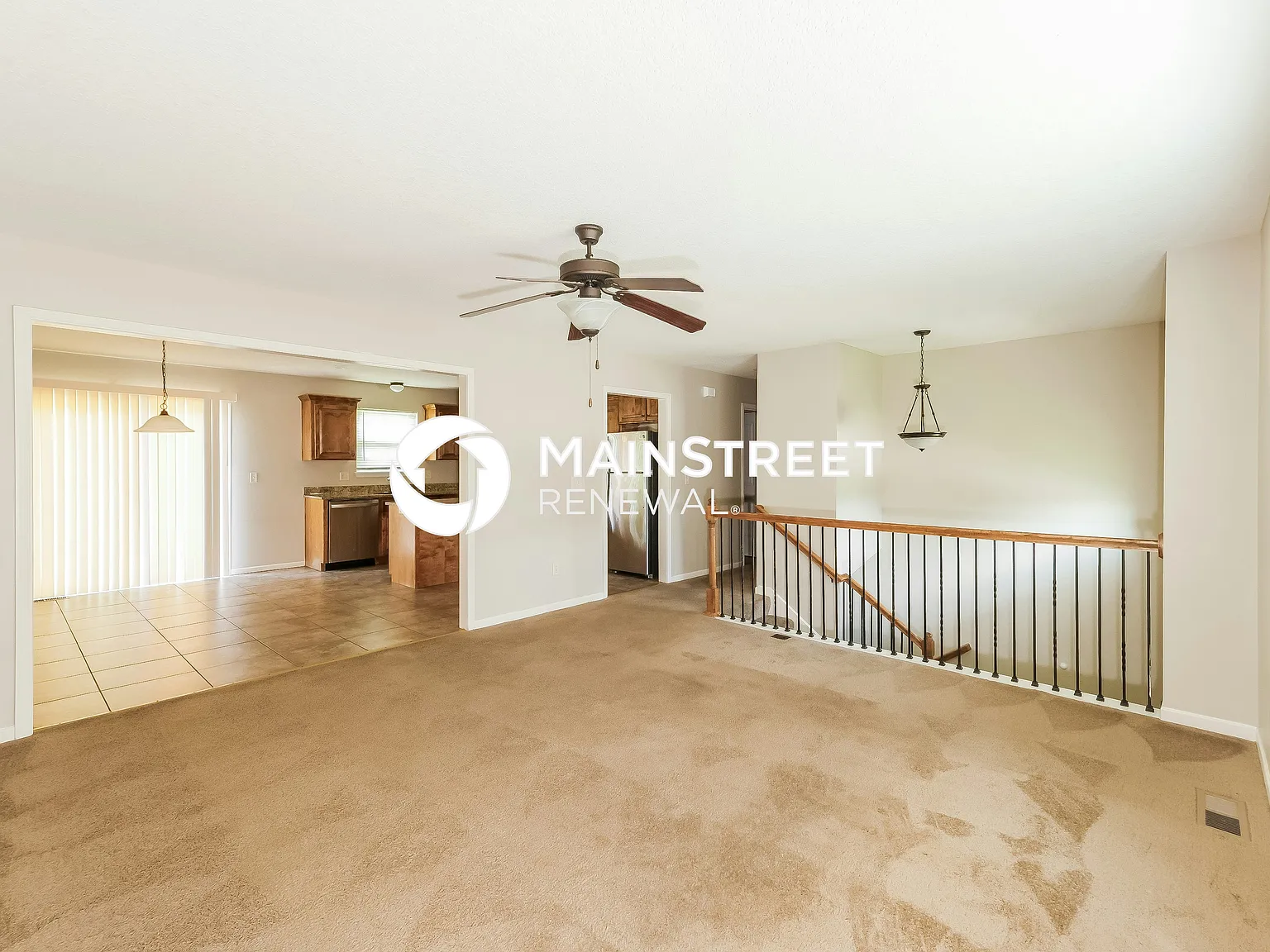 221 Golfview Dr — Photo 4