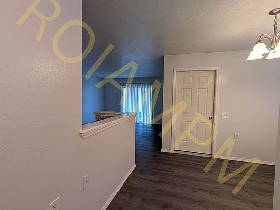 2nd image of 319 Lenore St