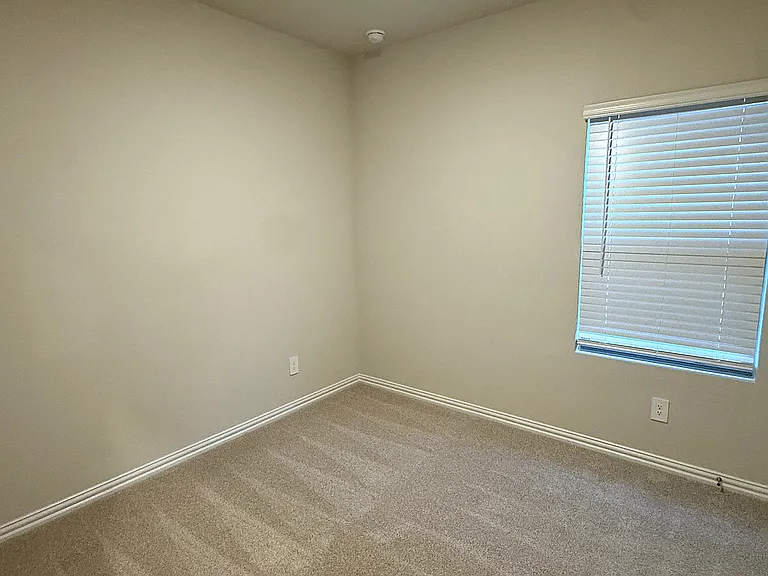 1126 Old Stead Dr — Photo 14
