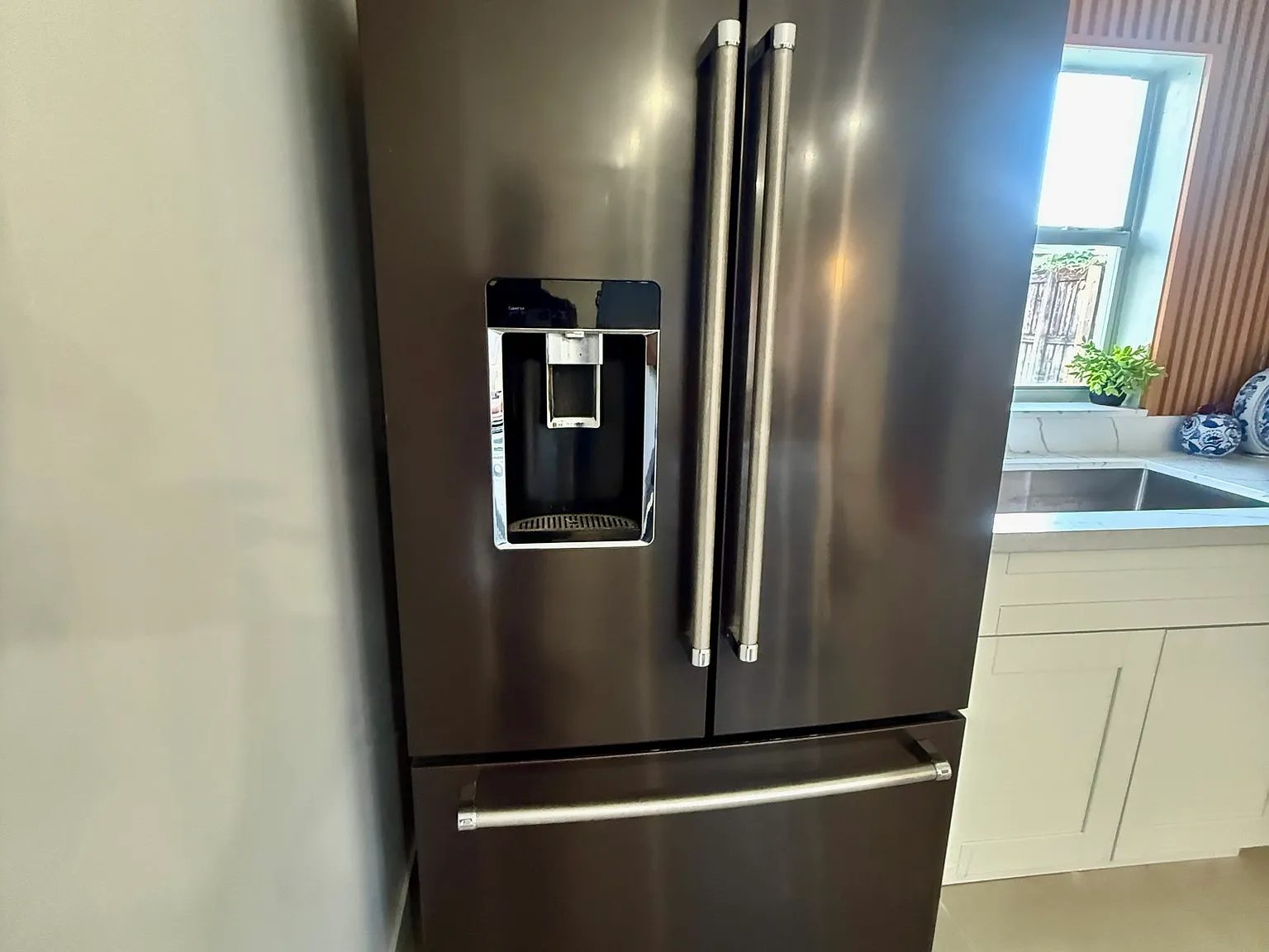 4 bed, 2.0 bath, 1300 sqft, $3,500 — Photo 4