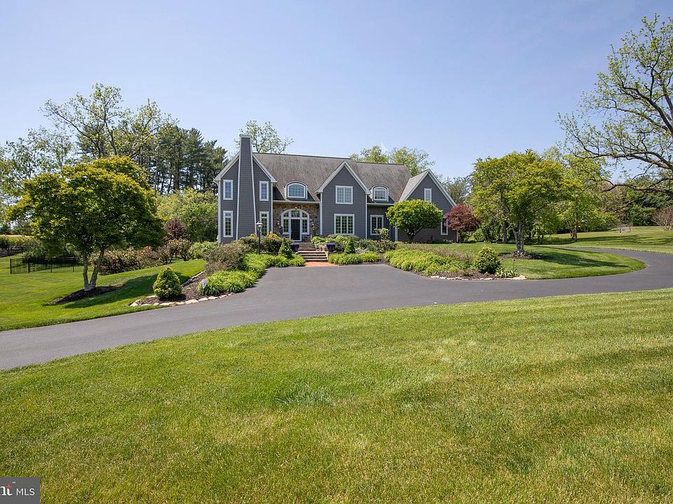 1st image of 2840 Ashton Ct