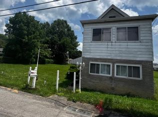 200 William St, Mc Kees Rocks, PA 15136