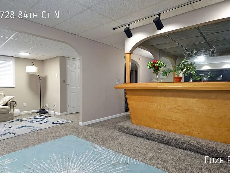 1728 84th Ct N — Photo 14