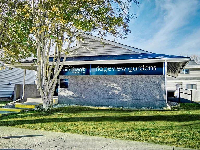 65 Lynnridge Vlg SE — Photo 13
