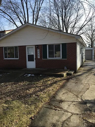 33467 Somerset St Photo 1