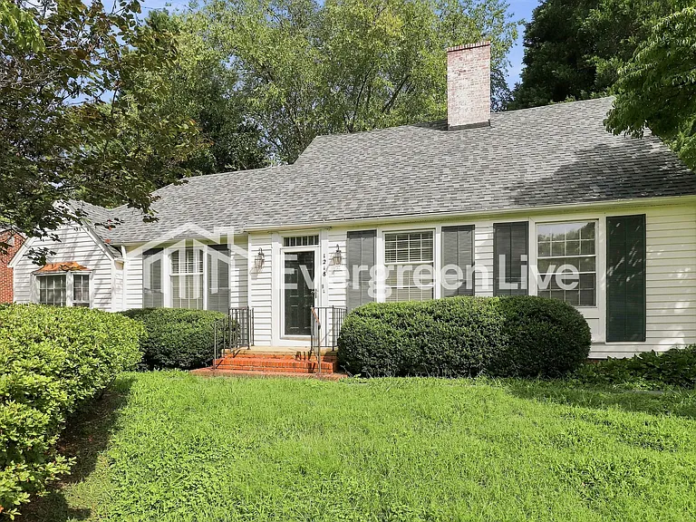 1218 Fillman Dr — Photo 1
