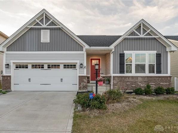 5139 Red Buckeye Dr, Tipp City, OH 45371