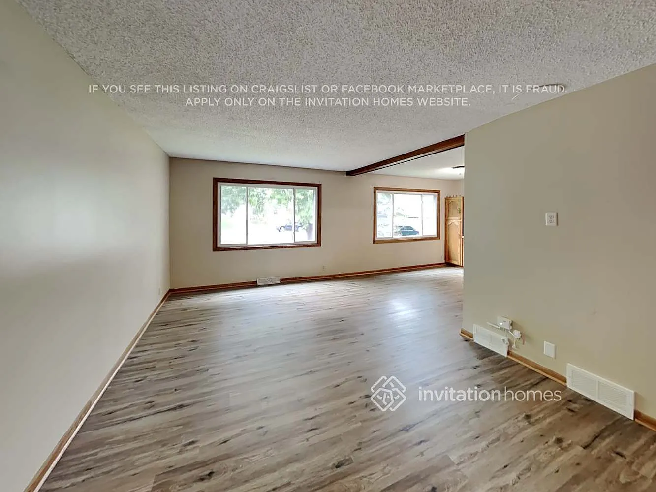 4224 Grimes Ave N Robbinsdale, MN 55422 — Photo 4