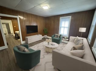 1406 S 12th St, Omaha, NE 68108