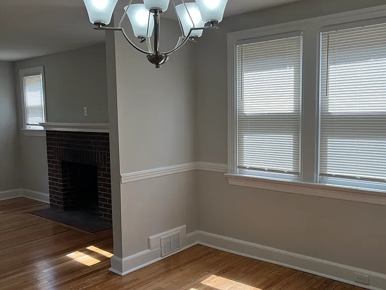 1805 Maple St — Photo 11