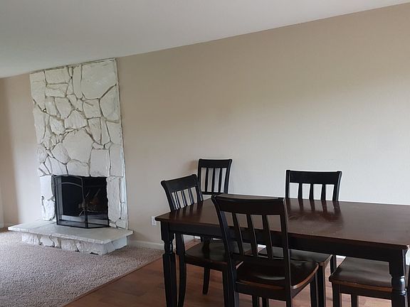 4th image of 3519 NE 103rd Ave