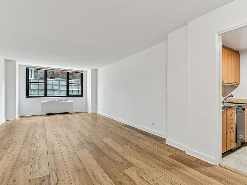 1st image of 330 W 58th St APT 16J