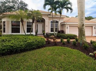 985 Spanish Moss Trl, Naples, FL 34108