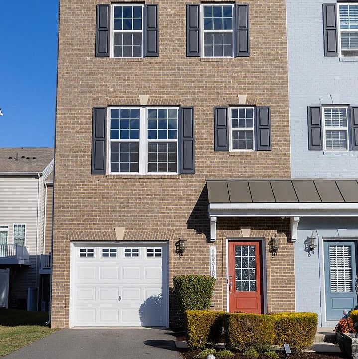 1st image of 15318 Linville Creek Dr