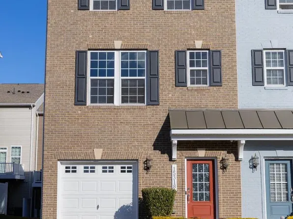 15318 Linville Creek Dr, Haymarket, VA 20169