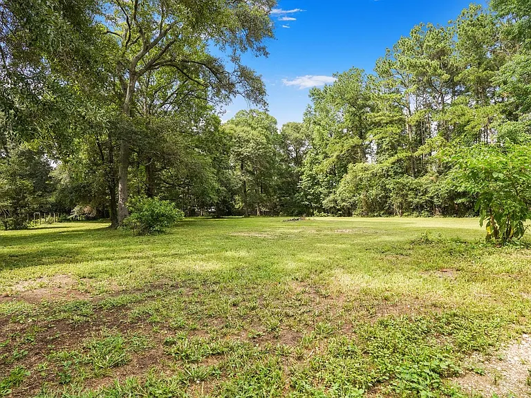26407 Magnolia Dr — Photo 29