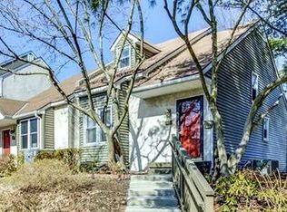 102 Saint Albans Ct, Chester Springs, PA 19425