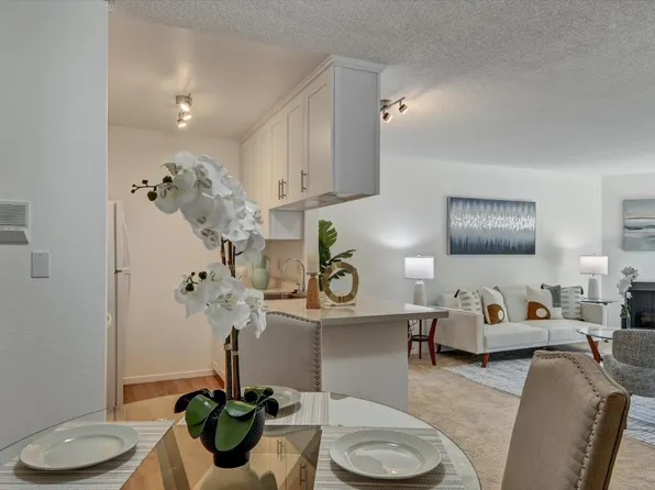 377 Mandarin Dr APT 215, Daly City, CA 94015