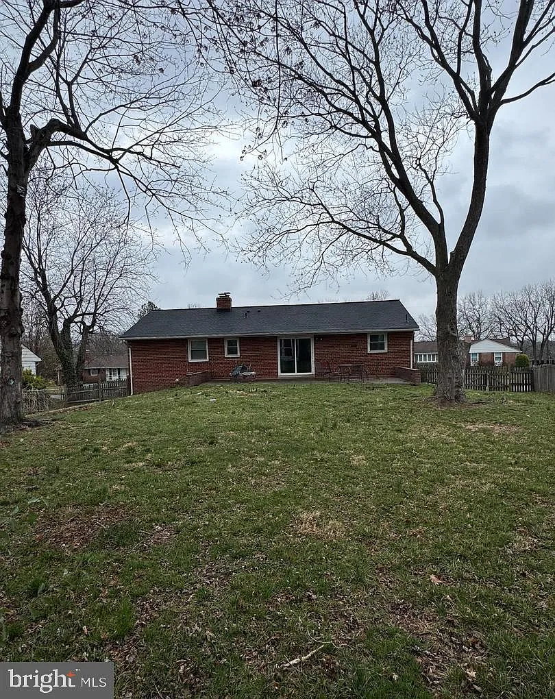 4 bed, 1882 sqft, $3,500 — Photo 3