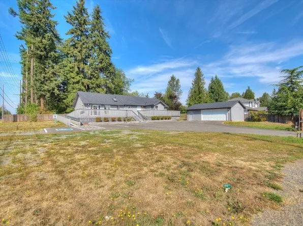 17512 66th Avenue Ct E, Puyallup, WA 98375