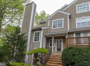 303 Overlook Dr, Occoquan, VA 22125