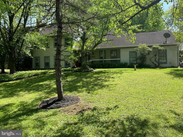 2600 Beechmont Ln, Silver Spring, MD 20906