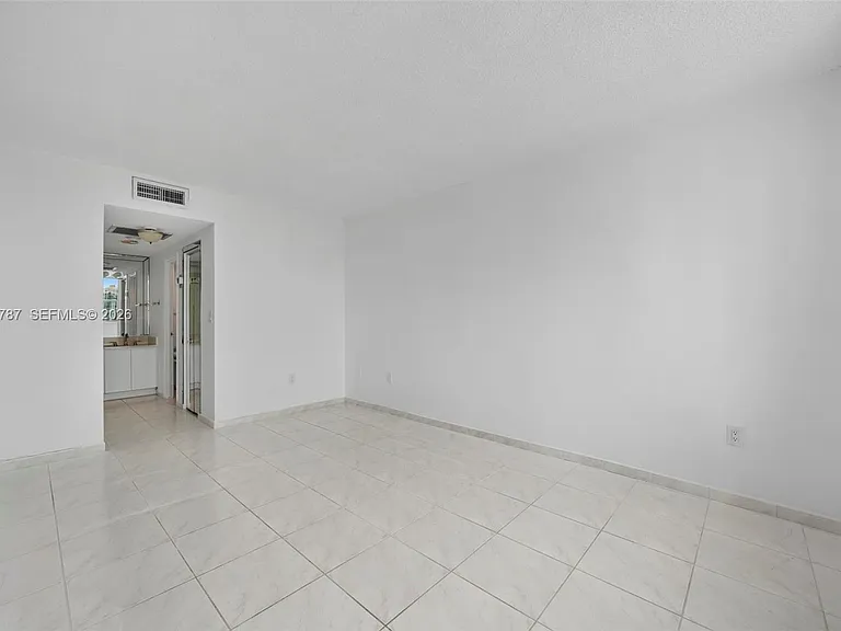 300 Bayview Dr #1711 — Photo 12