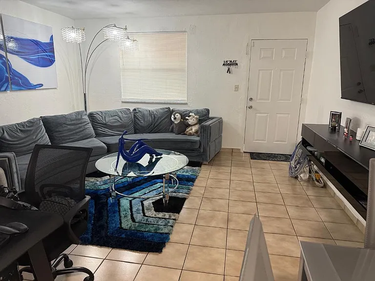 4655 Palm Ave #209 — Photo 4