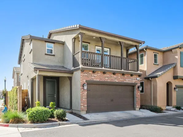 906 Wishon Ave W, Madera, CA 93636