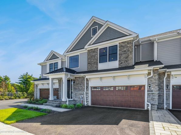 15 Muirfield Ln