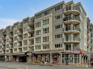 300 110th Ave NE APT 313, Bellevue, WA