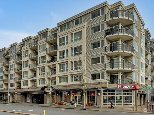 300 110th Avenue NE #313, Bellevue, WA 98004