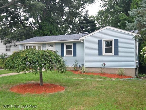 2nd image of 79 Zinnia Dr