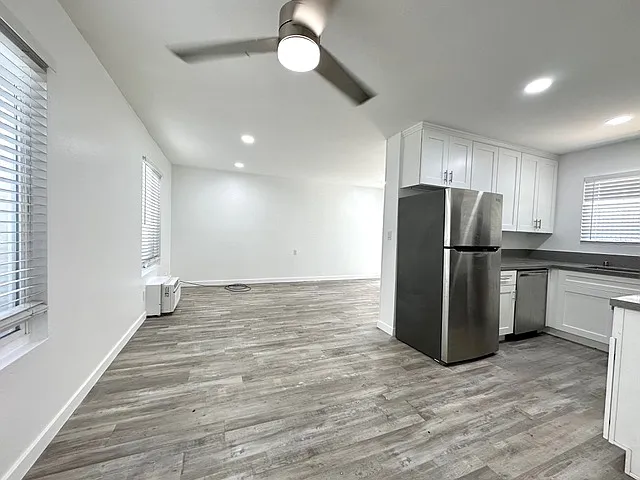 4330 53rd Street — Photo 16