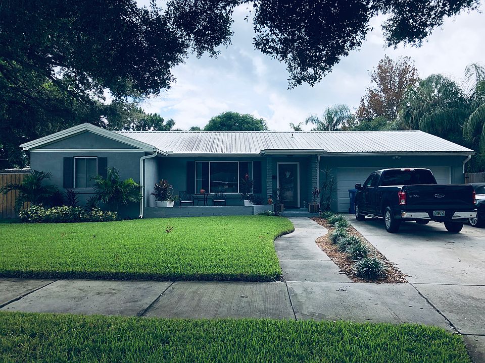 1st image of 220 59th Ave S
