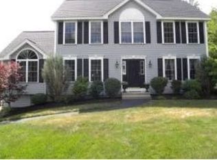 19 Fletcher Rd, Windham, NH 03087