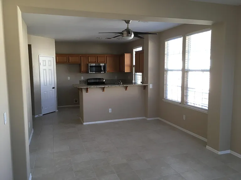 24132 Victoria Ln — Photo 7