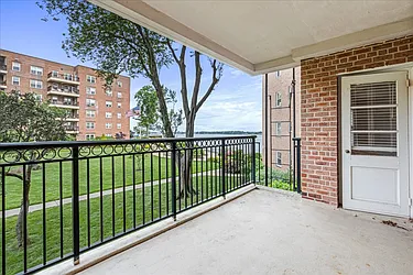 162-21 Powell Cove Boulevard