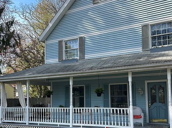19 Eckert St