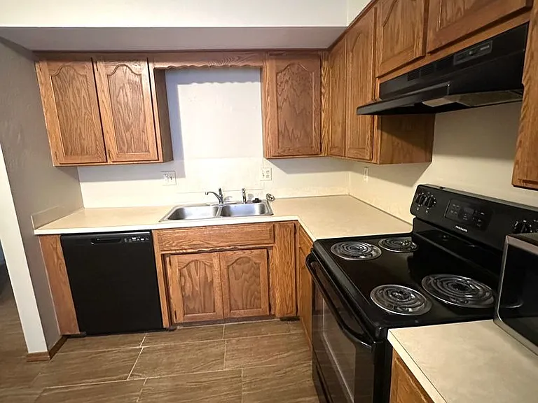 2210 E Macs Ct — Photo 6