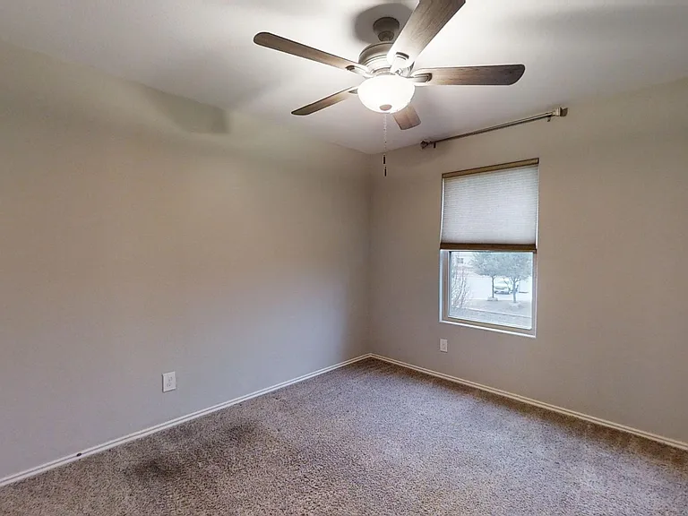 2915 Thunder Gulch — Photo 26