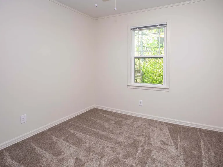 2500 Durwood Rd — Photo 14