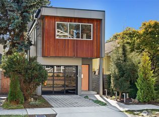 3027 NW 69th St, Seattle, WA 98117